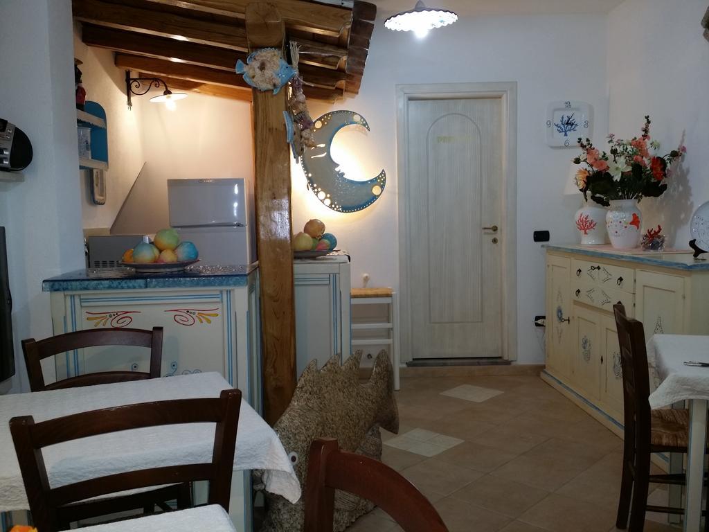 לה מדלנה Bed & Breakfast Mare Isole מראה חיצוני תמונה